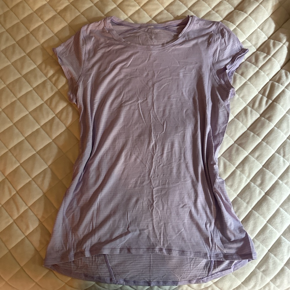 Lavender Lululemon Athletic top